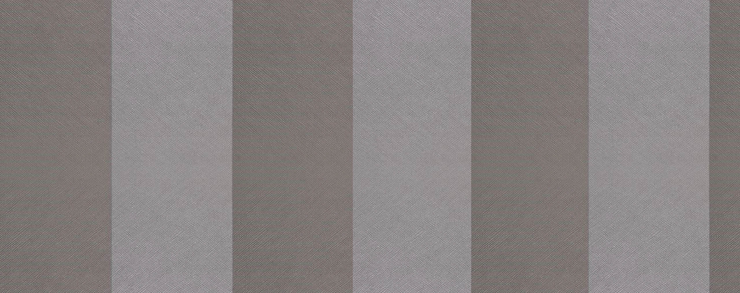 3114
